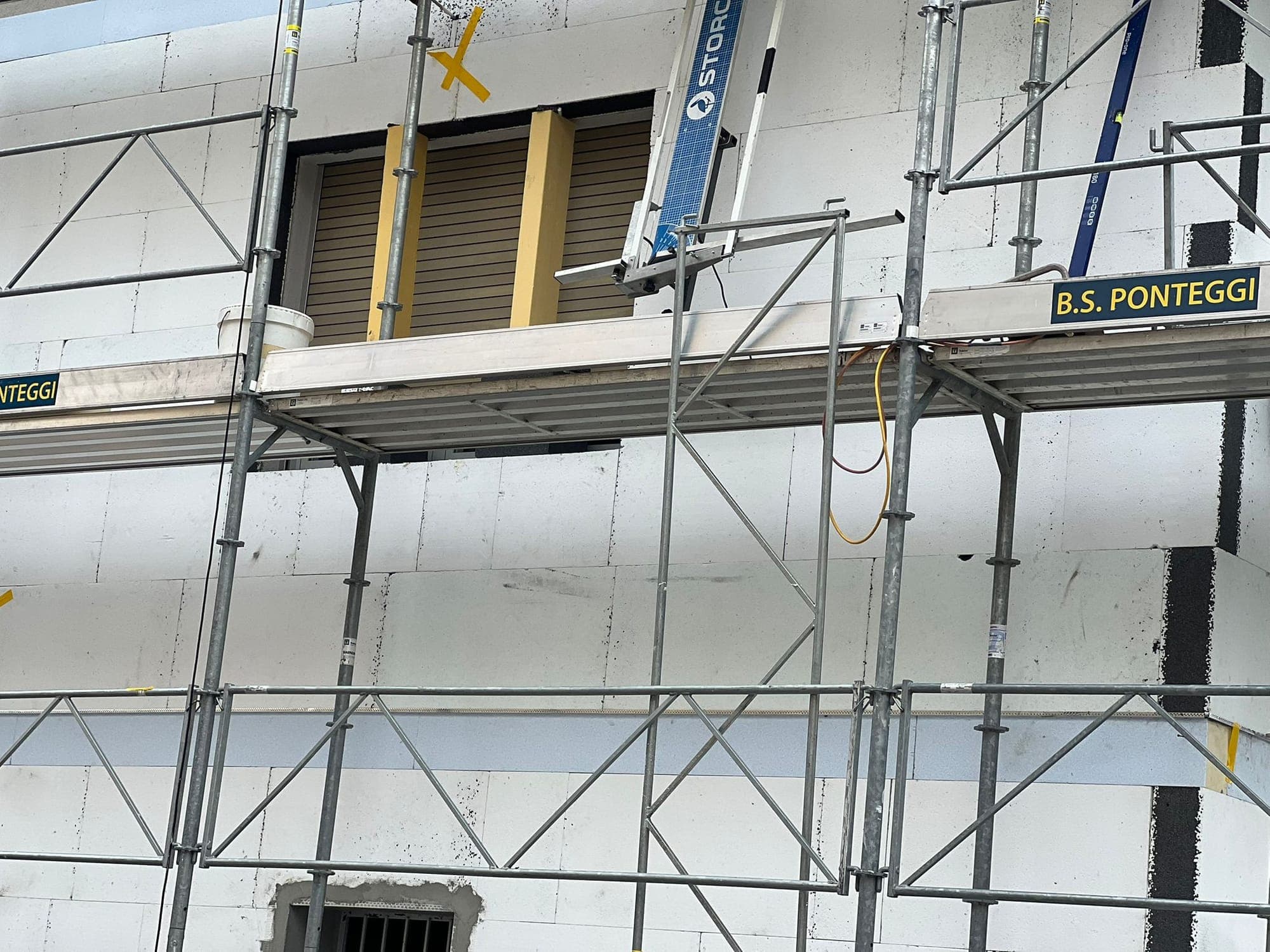 Cantiere cappotto termico residenziale in Ticino